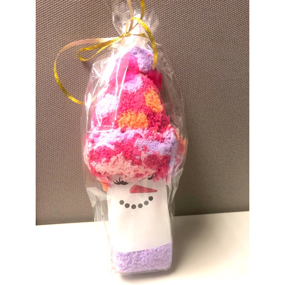 Mary Kay Socks + Beauty Gift